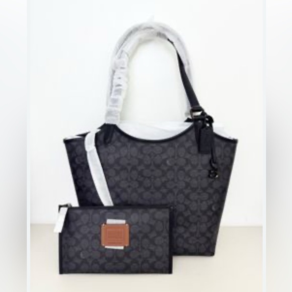 Coach Handbags - NWT Coach Day Tote